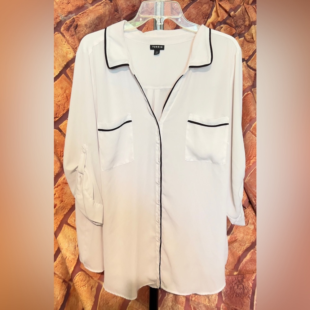 Torrid 3 blouse